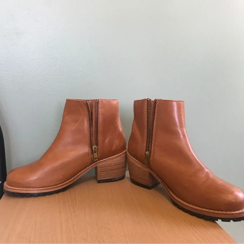 Portland Leather Patina Bourbon Ankle Bootie (8) - Picture 5 of 9